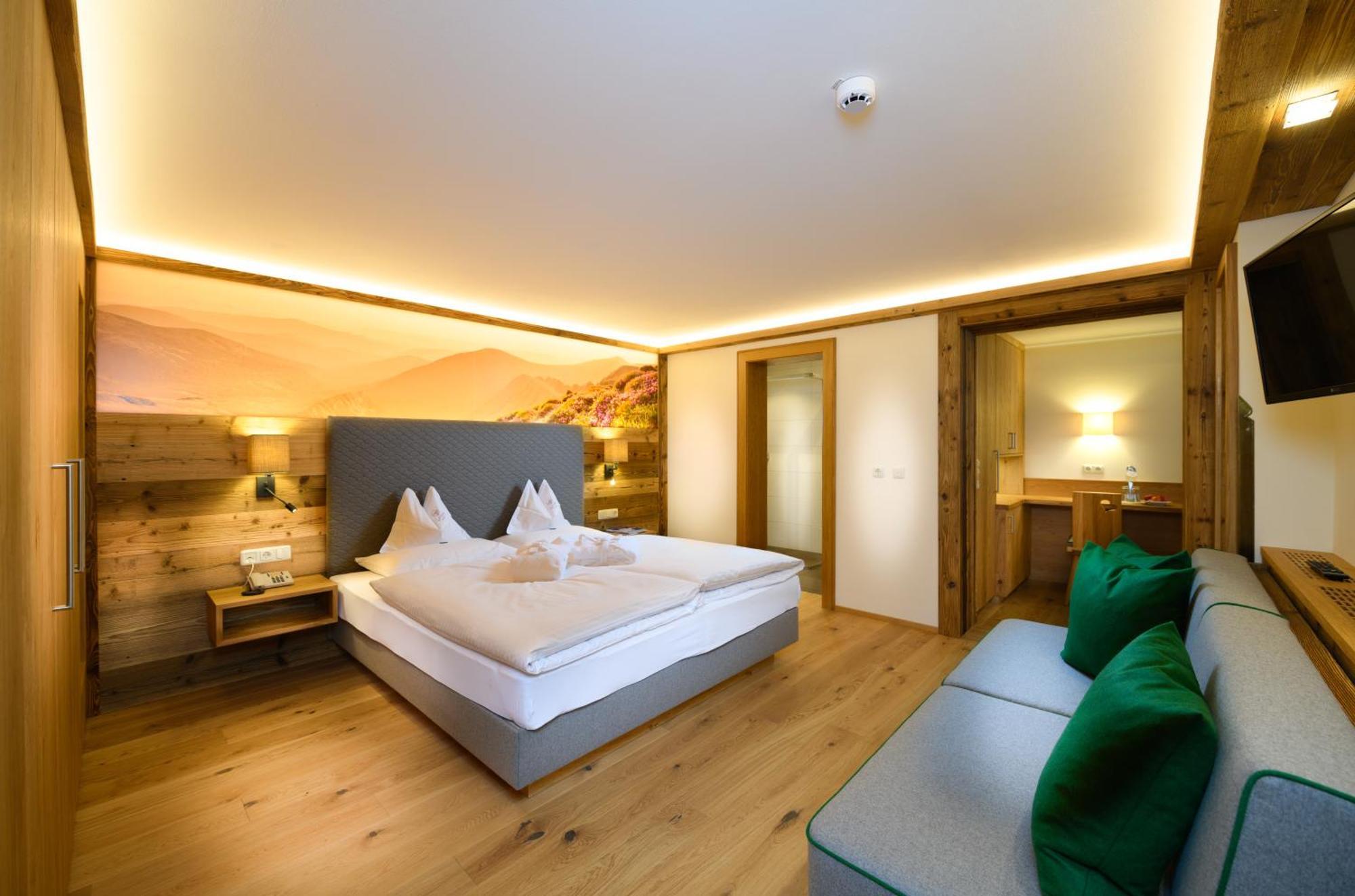 Gut Berg Naturhotel Sankt Johann im Pongau Room photo