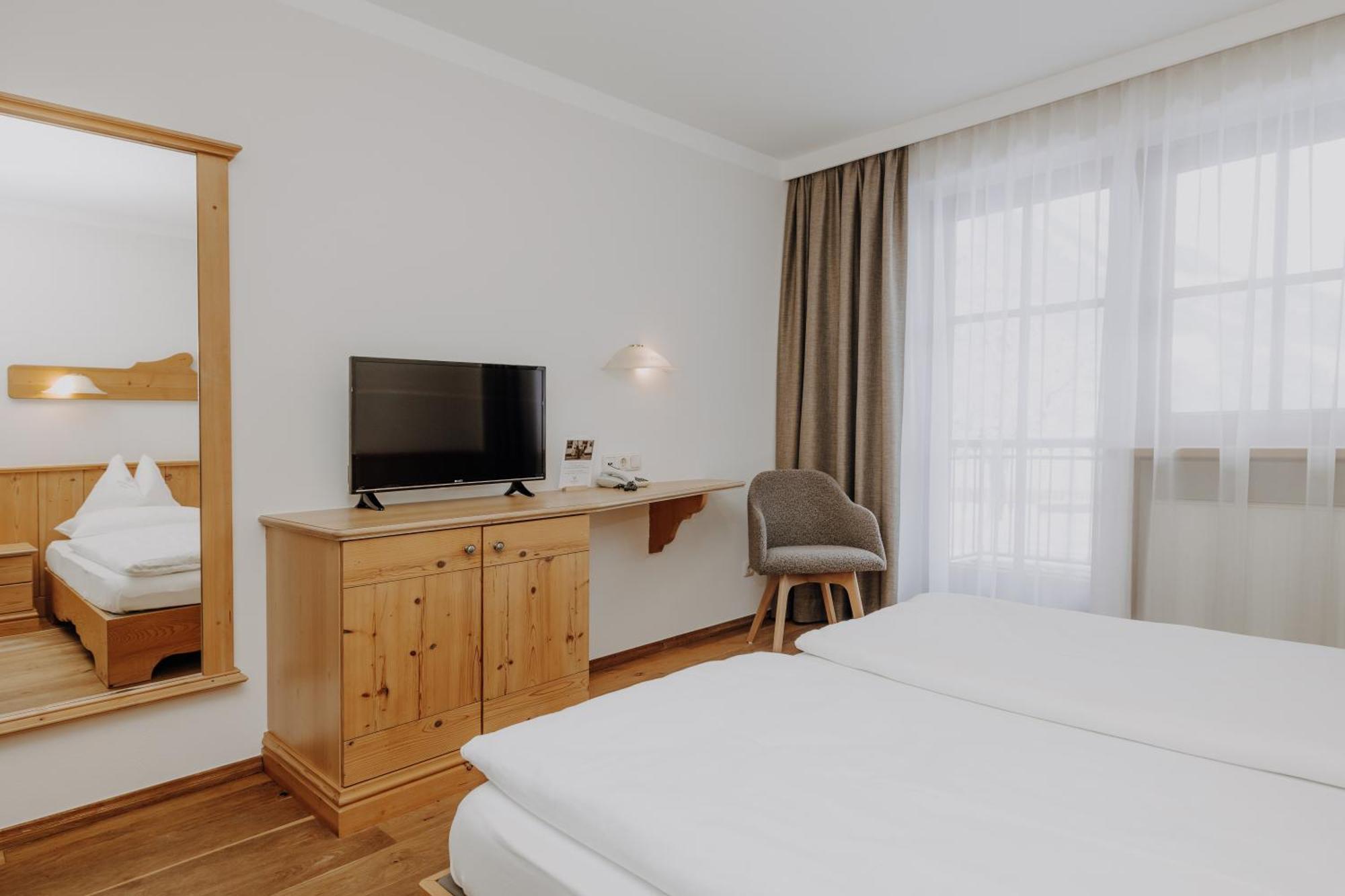 Gut Berg Naturhotel Sankt Johann im Pongau Room photo